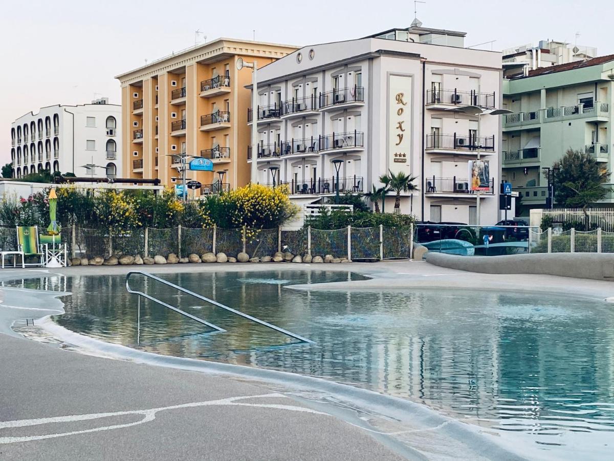 Residence Roxy Misano Adriatico Zewnętrze zdjęcie