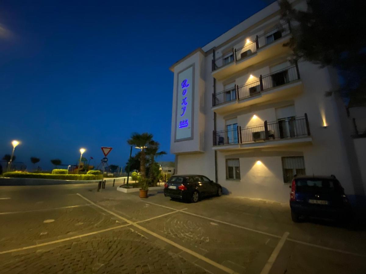 Residence Roxy Misano Adriatico Zewnętrze zdjęcie
